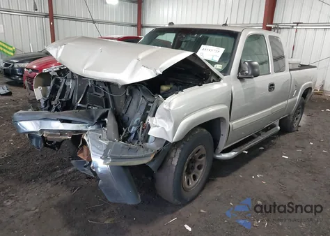 2005 Chevrolet Silverado 1500 Z71 from USA, damaged, VIN 1GCEK19B65E285291